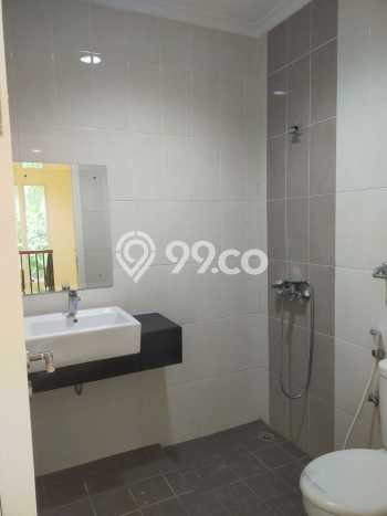 For Sale Hunian Rumah Terawat 3 Kamar di Gading Serpong, Tangerang For Sale Hunian Rumah Terawat 3 Kamar di Gading Serpong, Tangerang
