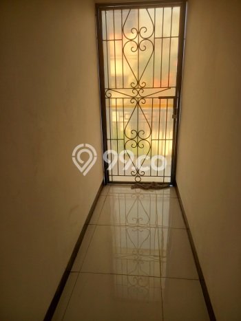 Kos-kosan Dijual di Lippo Karawaci Tangerang Luas 180m2 Kos-kosan Dijual di Lippo Karawaci Tangerang Luas 180m2