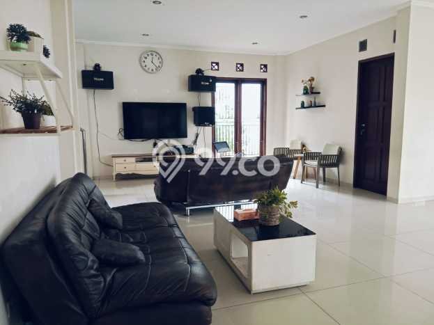 Vila di , Luas 700m2m², Area Strategis Vila di , Luas 700m2m², Area Strategis