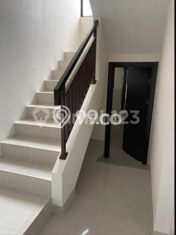 Rumah Minimalis 3 KT di Terusan Buah Batu Bandung Unfurnished Rumah Minimalis 3 KT di Terusan Buah Batu Bandung Unfurnished