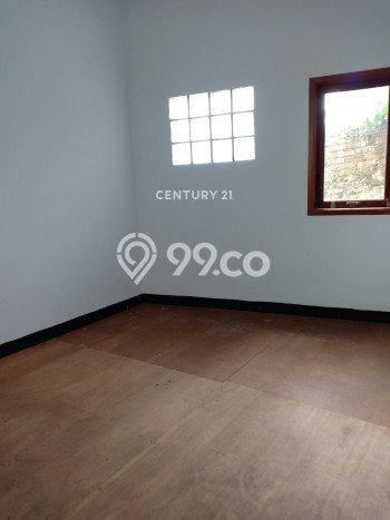 For Sale Hunian Rumah Terawat 5 Kamar di Pajajaran, Bandung For Sale Hunian Rumah Terawat 5 Kamar di Pajajaran, Bandung
