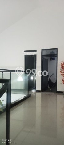 Rumah Minimalis 5 KT di Taman Kopo Indah Bandung Rumah Minimalis 5 KT di Taman Kopo Indah Bandung