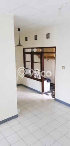 Rumah Sewa Bandung LT 115m2 LB 130m2 Kawasan Taman Kopo Indah Rumah Sewa Bandung LT 115m2 LB 130m2 Kawasan Taman Kopo Indah