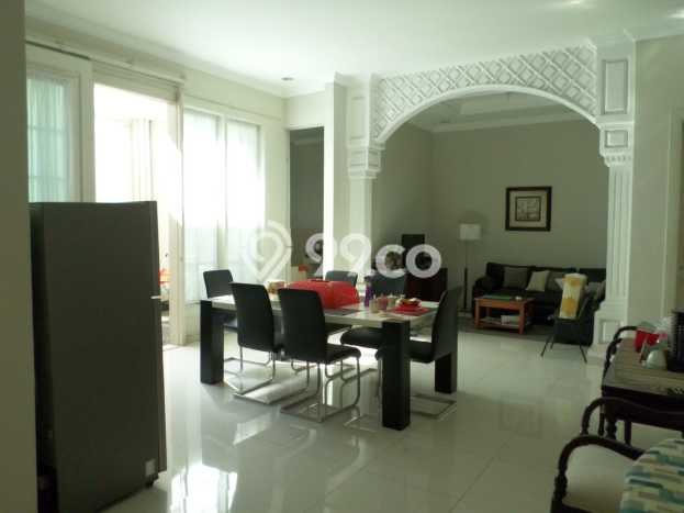 Rumah Mewah LB 250m2 Siap Huni Desain Elegan di Pejaten, Jakarta Selatan Rumah Mewah LB 250m2 Siap Huni Desain Elegan di Pejaten, Jakarta Selatan
