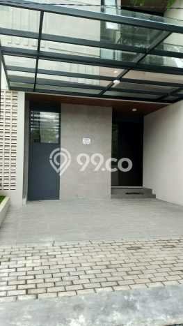 Dijual Rumah Luas Megah Dengan View Cantik di Citraland, Surabaya Dijual Rumah Luas Megah Dengan View Cantik di Citraland, Surabaya