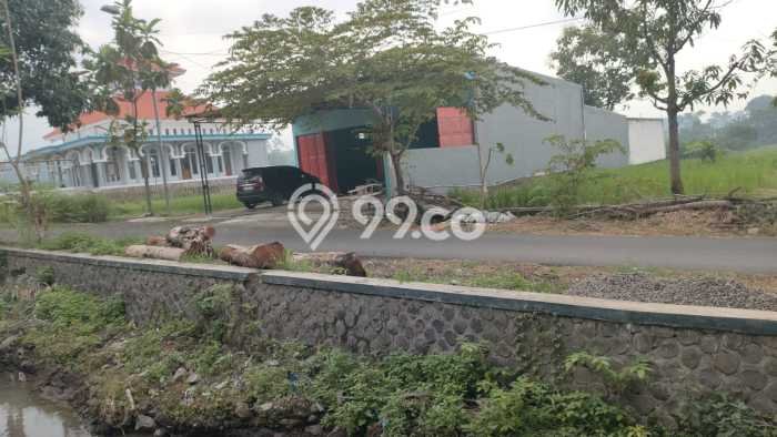 Komersial Favorit Dijual di Pacet Mojokerto Kawasan Pusat Bisnis Komersial Favorit Dijual di Pacet Mojokerto Kawasan Pusat Bisnis