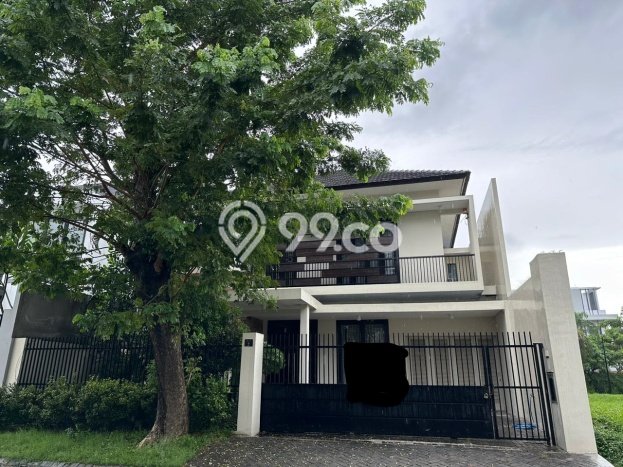 Rumah di Wiyung, Surabaya, LT 426m² LB 300m² Rumah di Wiyung, Surabaya, LT 426m² LB 300m²