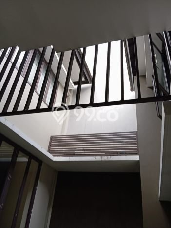 For Sale Hunian Elegan Cozy di Jakarta Barat For Sale Hunian Elegan Cozy di Jakarta Barat