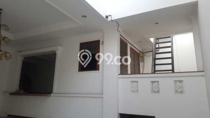 Rumah Luxury Modern Tanpa Renovasi di Permata Buana Jakarta Barat Rumah Luxury Modern Tanpa Renovasi di Permata Buana Jakarta Barat