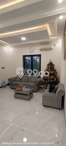 Ready to Use! Luxury House LT 160m2 Desain Modern di Harapan Indah Ready to Use! Luxury House LT 160m2 Desain Modern di Harapan Indah