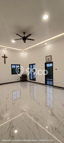 Ready to Use! Luxury House LT 160m2 Desain Modern di Harapan Indah Ready to Use! Luxury House LT 160m2 Desain Modern di Harapan Indah