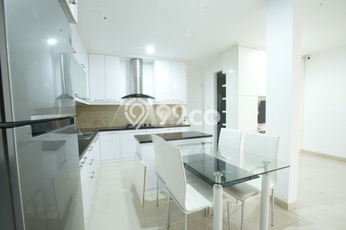 Rumah Mewah Siap Huni LT 90m2 di Kelapa Gading, Jakarta Utara Rumah Mewah Siap Huni LT 90m2 di Kelapa Gading, Jakarta Utara