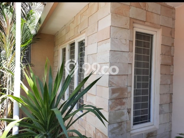 Rumah Modern Cantik 4 Kamar Siap Huni di Wiyung Rumah Modern Cantik 4 Kamar Siap Huni di Wiyung