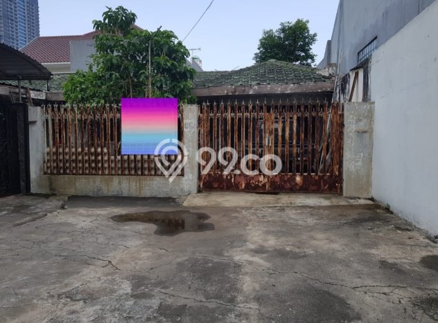 Hunian Eksklusif Siap Huni LT 336m2 di Dukuh Pakis, Surabaya Hunian Eksklusif Siap Huni LT 336m2 di Dukuh Pakis, Surabaya