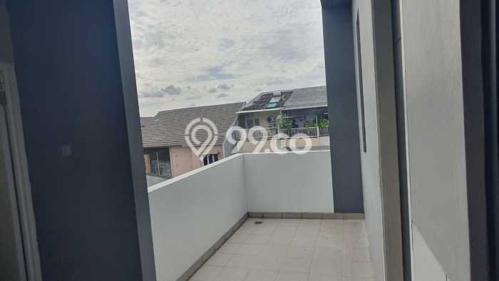 Jual Rumah Modern 4 KT di Duri Kepa, Jakarta Barat Jual Rumah Modern 4 KT di Duri Kepa, Jakarta Barat