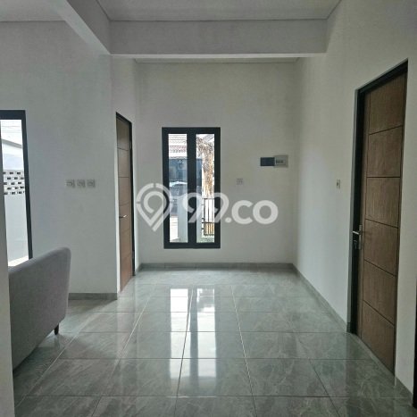 Jual Rumah Strategis Bagus Punya 4 KT di BSD Tangerang Selatan SHM Jual Rumah Strategis Bagus Punya 4 KT di BSD Tangerang Selatan SHM