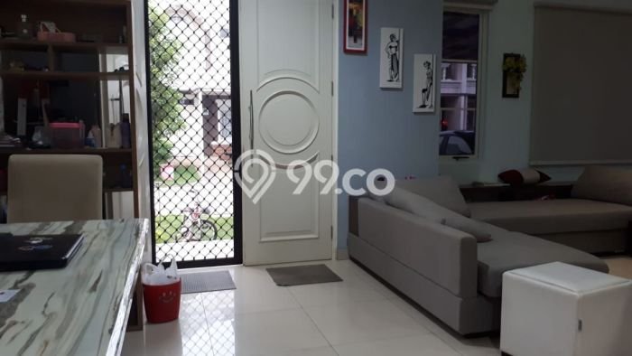 Jual Rumah Mewah Elegan Dengan View Cantik di Green Lake City, Jakarta Barat Jual Rumah Mewah Elegan Dengan View Cantik di Green Lake City, Jakarta Barat