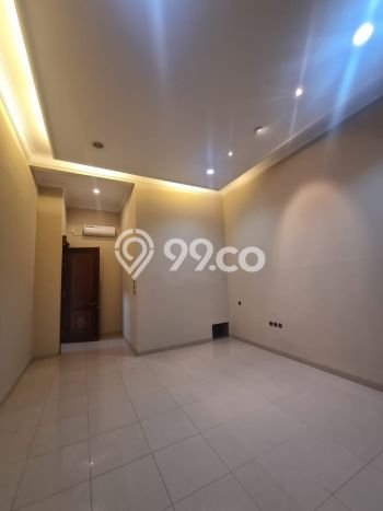 Ready to Use! Premium House LT 176m2 Desain Elegan di Puri Indah Ready to Use! Premium House LT 176m2 Desain Elegan di Puri Indah