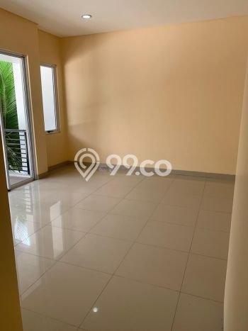 Hunian Mewah LB 180m2 Siap Huni Desain Elegan di Green Lake City, Jakarta Barat Hunian Mewah LB 180m2 Siap Huni Desain Elegan di Green Lake City, Jakarta Barat