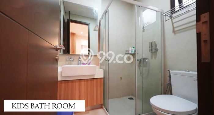 Rumah Luxury di Tangerang Lokasi Strategis Kondisi Baik Rumah Luxury di Tangerang Lokasi Strategis Kondisi Baik