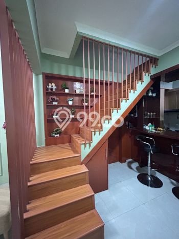 For Sale Rumah 3 Kamar Lokasi Strategis Nyaman dan Strategis di Ciledug For Sale Rumah 3 Kamar Lokasi Strategis Nyaman dan Strategis di Ciledug