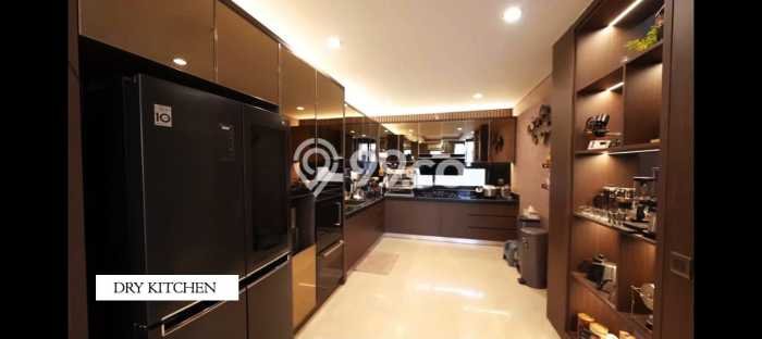 Rumah Luxury di Tangerang Lokasi Strategis Kondisi Baik Rumah Luxury di Tangerang Lokasi Strategis Kondisi Baik