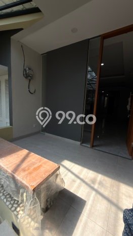 Ready to Use! Premium House LT 169m2 Desain Elegan di Pulomas Ready to Use! Premium House LT 169m2 Desain Elegan di Pulomas