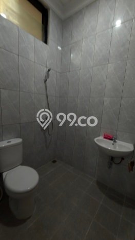 Ready to Use! Premium House LT 169m2 Desain Elegan di Pulomas Ready to Use! Premium House LT 169m2 Desain Elegan di Pulomas