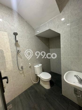 Jual Rumah Modern 4 KT di Meruya, Jakarta Barat Jual Rumah Modern 4 KT di Meruya, Jakarta Barat