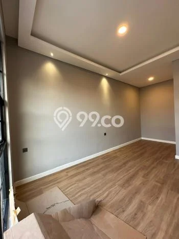 Dijual Hunian Rumah Terawat 3 KT di Villa Meruya, Jakarta Barat Dijual Hunian Rumah Terawat 3 KT di Villa Meruya, Jakarta Barat