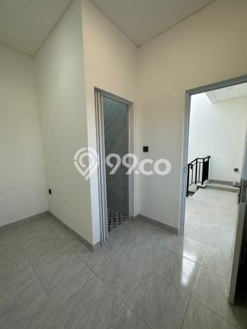 Dijual Hunian Rumah Terawat 3 KT di Villa Meruya, Jakarta Barat Dijual Hunian Rumah Terawat 3 KT di Villa Meruya, Jakarta Barat