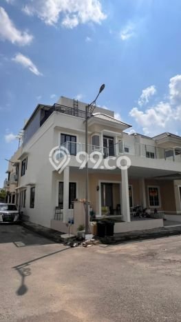 For Sale! Premium House LT 145m2 Desain Elegan di Batam Centre For Sale! Premium House LT 145m2 Desain Elegan di Batam Centre