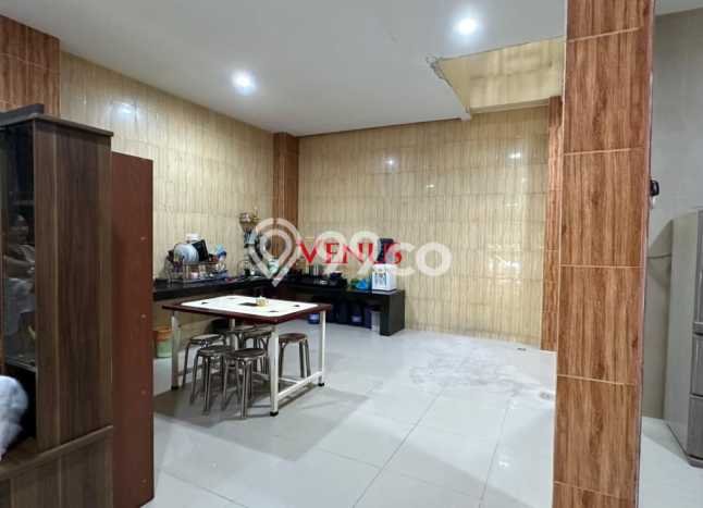 Rumah 5 KT 4 KM Luas Tanah 120m2m², LB 312m2m² di Batam Kota, Batam Rumah 5 KT 4 KM Luas Tanah 120m2m², LB 312m2m² di Batam Kota, Batam
