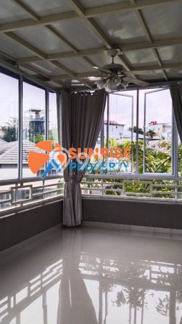 Rumah Modern 3 KT LT 188m2 di Batam Centre Rumah Modern 3 KT LT 188m2 di Batam Centre