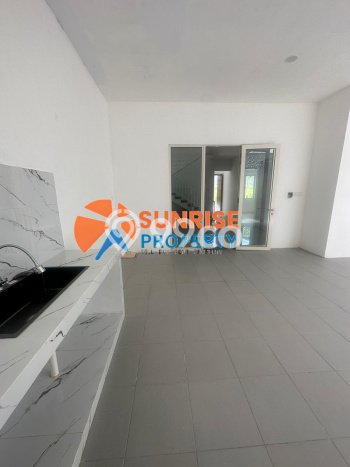 Jarang Ada! Rumah Sewa 3 Kamar Bagus Siap Huni Tiban Jarang Ada! Rumah Sewa 3 Kamar Bagus Siap Huni Tiban