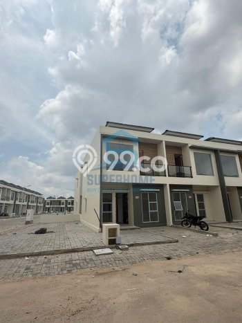 Rumah Lokasi Strategis di Batam Kota, Batam, LT 169m2m² LB 90m2m² Rumah Lokasi Strategis di Batam Kota, Batam, LT 169m2m² LB 90m2m²