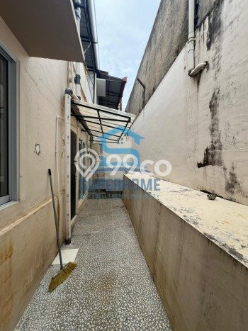 UNIT SPESIAL! Rumah di Batam Kota, 3 KT, Akses Fasilitas, Luas 120m2m² Bangunan 110m2m² UNIT SPESIAL! Rumah di Batam Kota, 3 KT, Akses Fasilitas, Luas 120m2m² Bangunan 110m2m²
