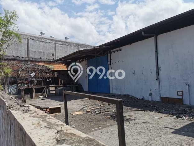 Gudang di Simomulyo, Luas 1486m2m², Kawasan Bisnis, Ramai Gudang di Simomulyo, Luas 1486m2m², Kawasan Bisnis, Ramai