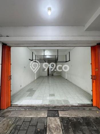 Ruko Disewa di Surabaya dengan LB 120m2 Area Komersial Ramai Ruko Disewa di Surabaya dengan LB 120m2 Area Komersial Ramai