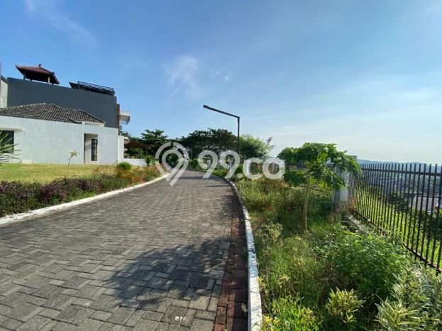 Rumah Strategis Modern Lb 75m2 di Bringin, Semarang Rumah Strategis Modern Lb 75m2 di Bringin, Semarang