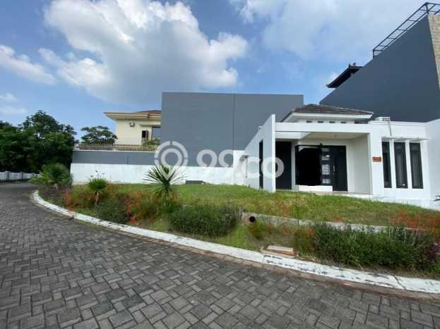 Rumah Strategis Modern Lb 75m2 di Bringin, Semarang Rumah Strategis Modern Lb 75m2 di Bringin, Semarang