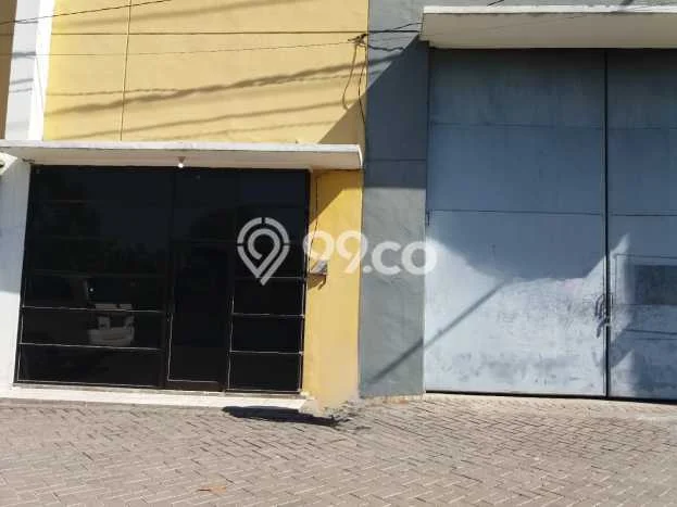 Gudang Dijual Lokasi Emas di Krian Luas 300m2 Gudang Dijual Lokasi Emas di Krian Luas 300m2