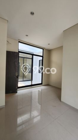 Dijual Rumah Premium dengan Fasilitas Sekitar Komplit di Wiyung, Surabaya Dijual Rumah Premium dengan Fasilitas Sekitar Komplit di Wiyung, Surabaya