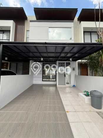 Dijual Rumah Eksklusif 2 KT di Citraland, Surabaya Dijual Rumah Eksklusif 2 KT di Citraland, Surabaya