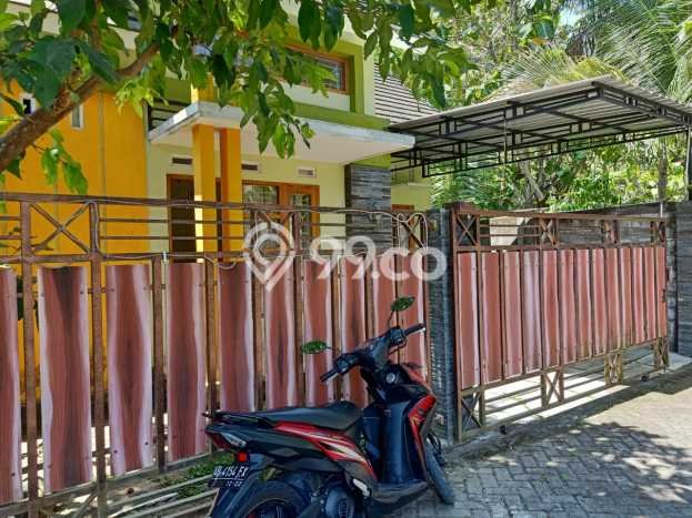 For Sale Rumah 3 Kamar Lokasi Strategis Bagus dan Strategis di Wates For Sale Rumah 3 Kamar Lokasi Strategis Bagus dan Strategis di Wates