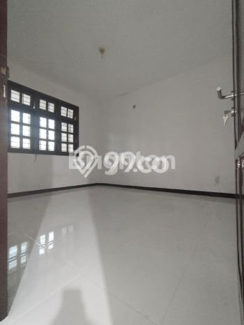 Komersial Bagus Dijual LB 500m2 Lokasi Strategis Jakarta Utara Area Cocok untuk Bisnis Komersial Bagus Dijual LB 500m2 Lokasi Strategis Jakarta Utara Area Cocok untuk Bisnis