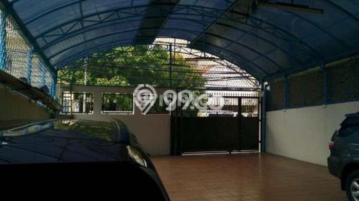 Ready to Use! Luxury House LT 360m2 Desain Elegan di Tamansari Ready to Use! Luxury House LT 360m2 Desain Elegan di Tamansari