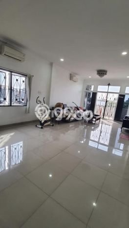 For Sale Rumah Elit Exclusive di Daan Mogot, Jakarta Barat For Sale Rumah Elit Exclusive di Daan Mogot, Jakarta Barat