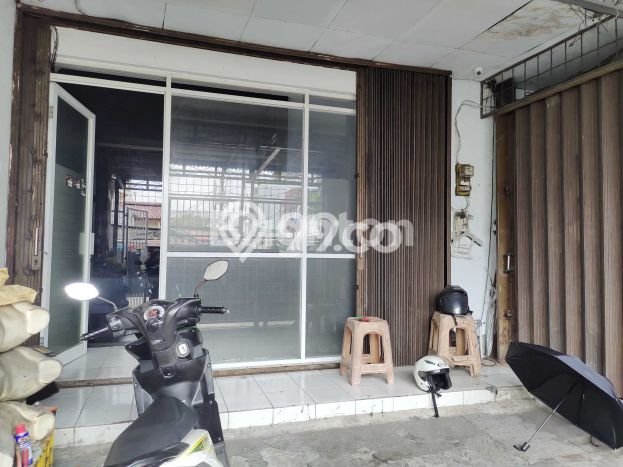 Unit Ruko Dijual di Jakarta Barat LT 80m2 & LB 180m2 Unit Ruko Dijual di Jakarta Barat LT 80m2 & LB 180m2