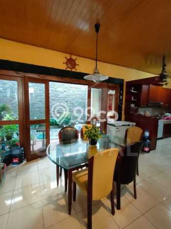 Rumah Bagus di , Bandung, Luas Tanah 198m2m², Luas Bangunan 200m2m² Rumah Bagus di , Bandung, Luas Tanah 198m2m², Luas Bangunan 200m2m²